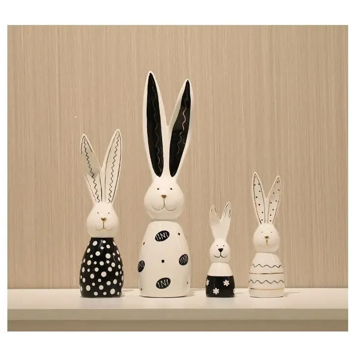 Фигурка Line rabbit