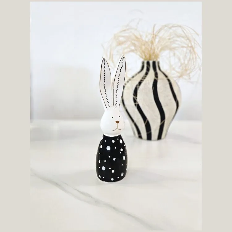 Фигурка Dot rabbit white