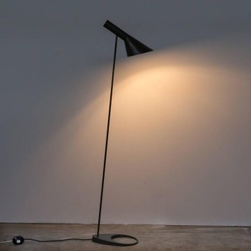 Торшер AJ Floor Lamp Торшер AJ Floor Lamp
