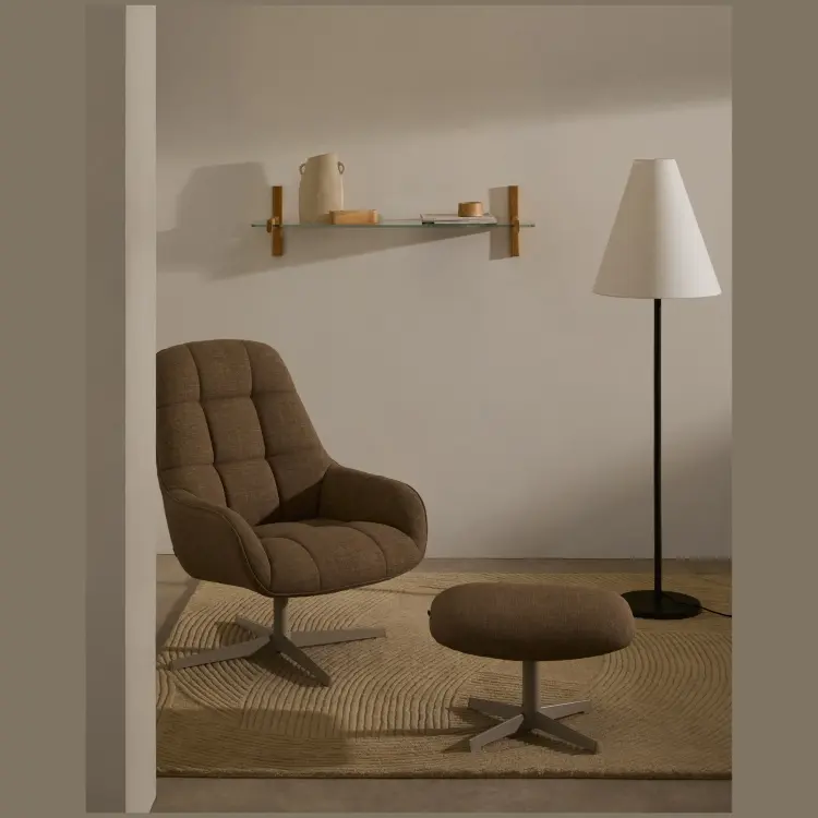 Jaspe Вращающийся пуф светло-коричневого цвета с серой отделкой металла