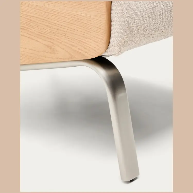 Кресло Amsen бежевое из дубовой фанеры со стальными ножками