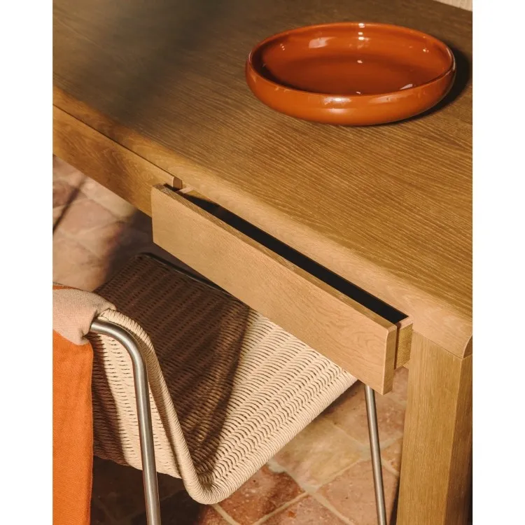 Стол Arelida из дуба со светло-коричневой отделкой, 220 x 100 см