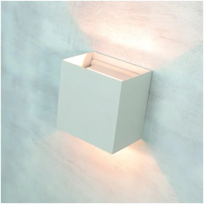 Настенный уличный светильник Davos 7436