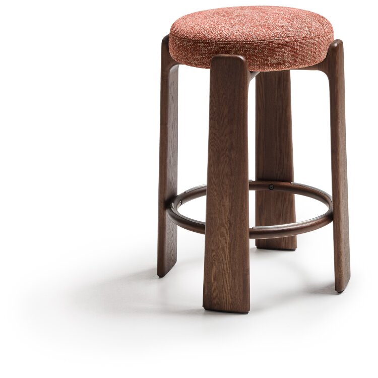 Granite Барный табурет из терракотового шенилла и массива ясеня в натуральной отделке 75 см