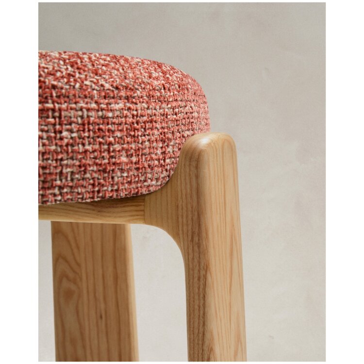 Granite Барный табурет из терракотового шенилла и массива ясеня в натуральной отделке 75 см