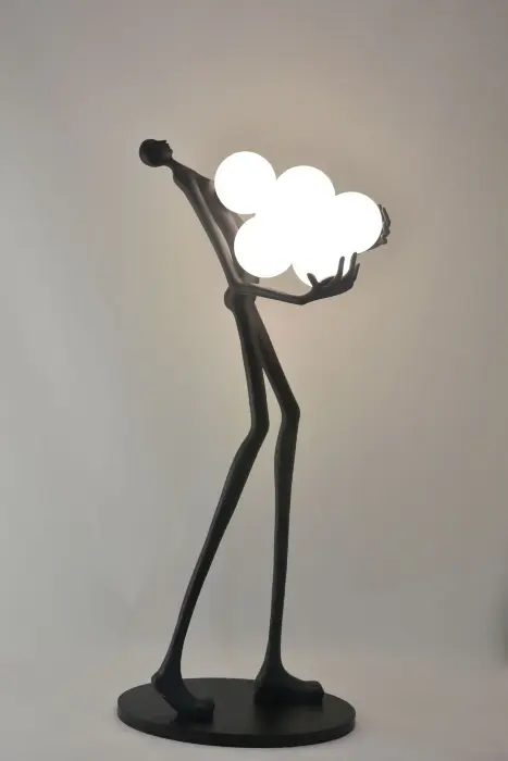 Торшер Man Carries Light I