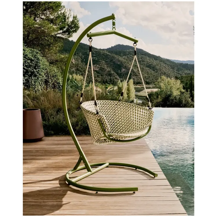 Подвесное кресло Saliga зеленого цвета из алюминия и искусственного ротанга