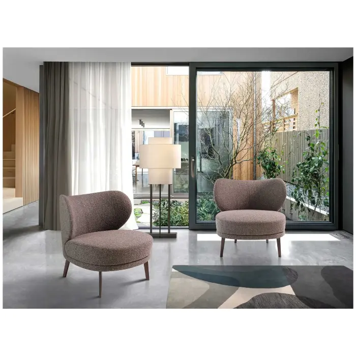 Кресло SF202 /5079 с тканевой обивкой и стальными ножками