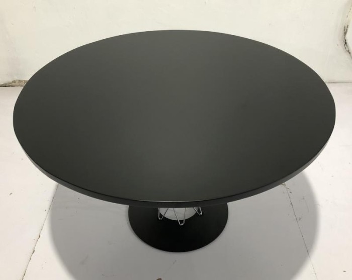 Стол Isamu Noguchi Cyclone
