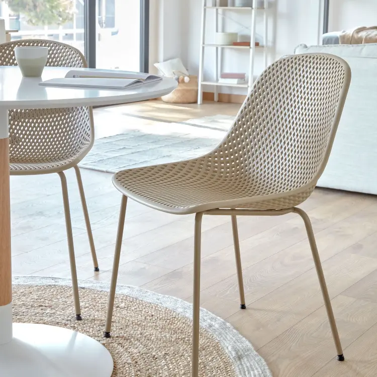 Стул Quinby бежевый
