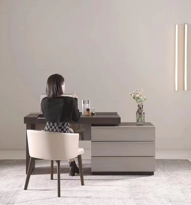 Стол-консоль EBRO