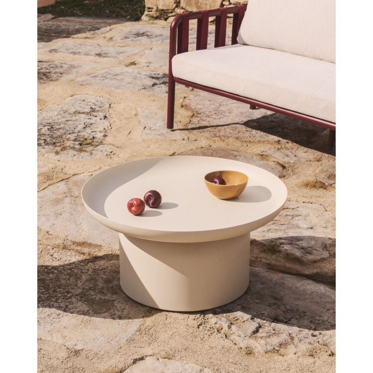 Уличный столик Arcola из алюминия цвета экрю, диаметр 70 см