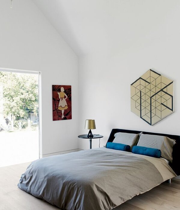 Лампа настольная Base