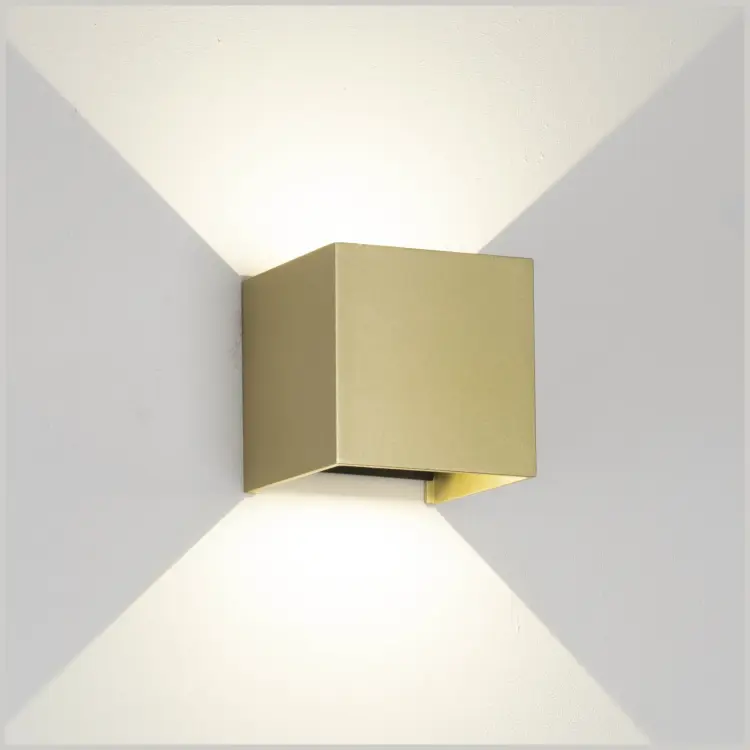 Настенный уличный светильник DAVOS 9226