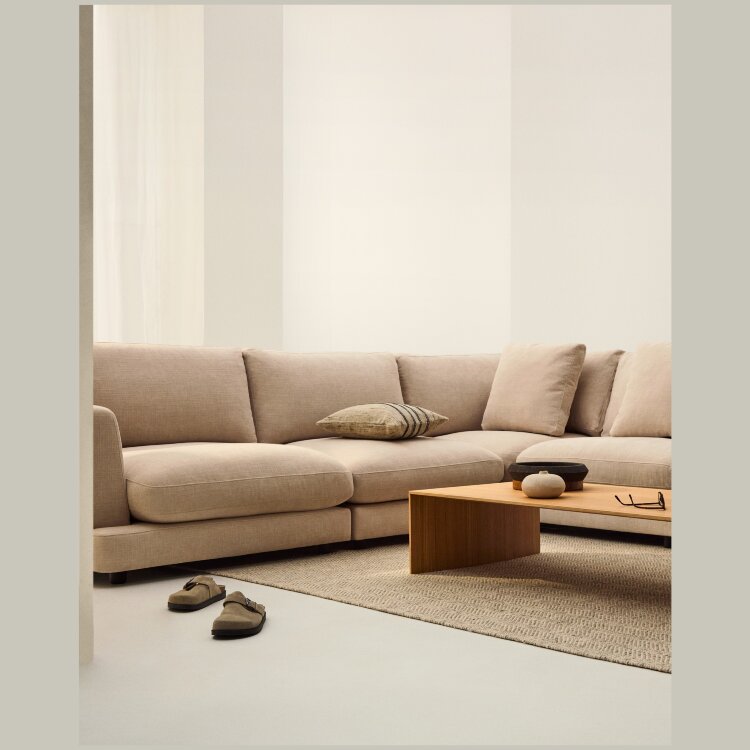 Угловой диван Gala 6-местный из бежевого шенилла