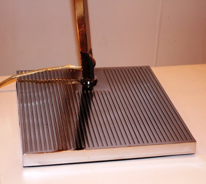 Настольная лампа Kelvin