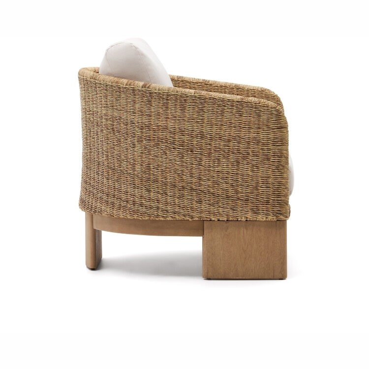 Кресло Xoriguer из искусственного ротанга и 100% массива эвкалипта