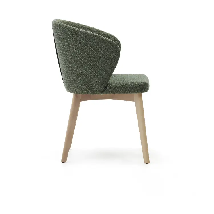 Стул Darice из зеленой синели с ножками в натуральной отделке