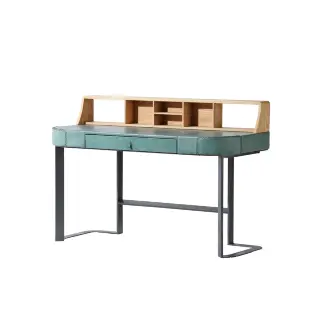 Стол письменный RT246