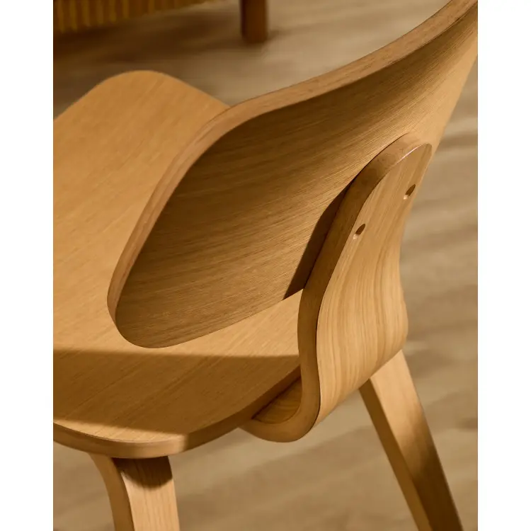 Стул Gena из дубового шпона и каучукового дерева