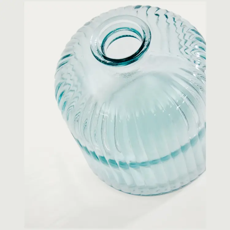 Маленькая ваза Marba из прозрачного переработанного стекла