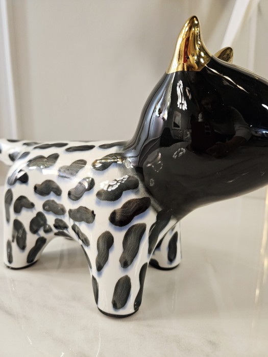 Статуэтка Brindle hand drawn dog