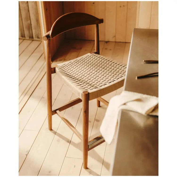 Nina Полубарный стул из массива акации с ореховой отделкой и бежевой веревкой 62 см