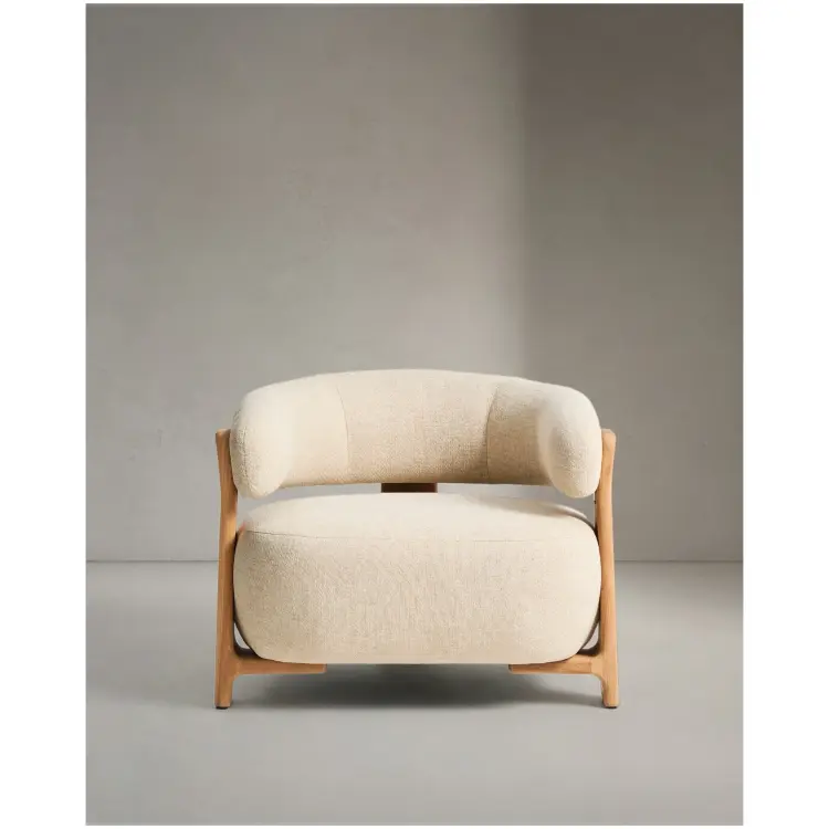 Уличное кресло Granite бежевое с ножками из тикового дерева