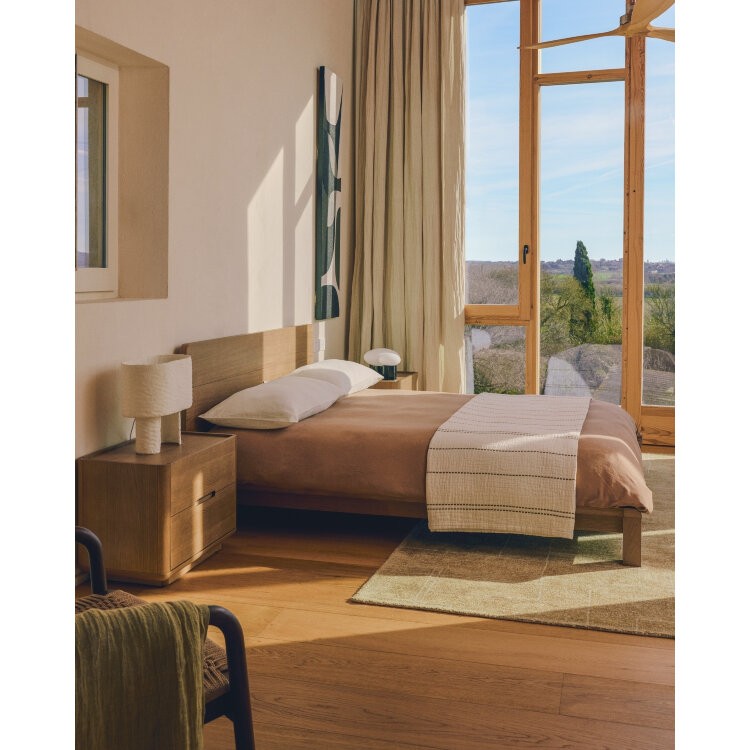 Кровать Arelida из дуба со светло-коричневой отделкой, для матраса 160 x 200 см