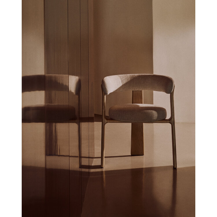 Granite Стул на 3 ножках из бежевого шенилла и массива ясеня в натуральной отделке