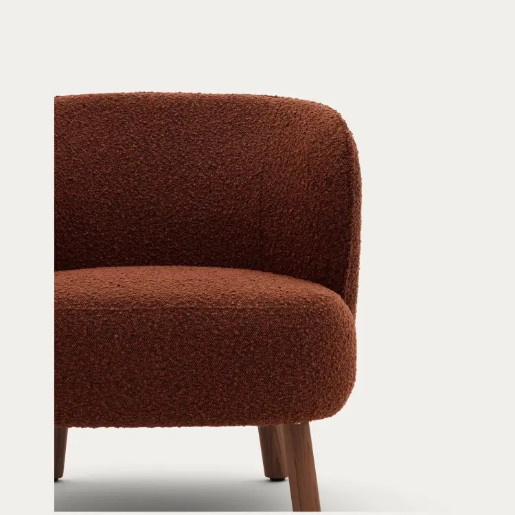Кресло Ulit из терракотовой ткани букле с ножками из ясеня с отделкой под орех