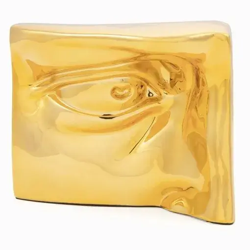 Статуэтка Golden body parts 2