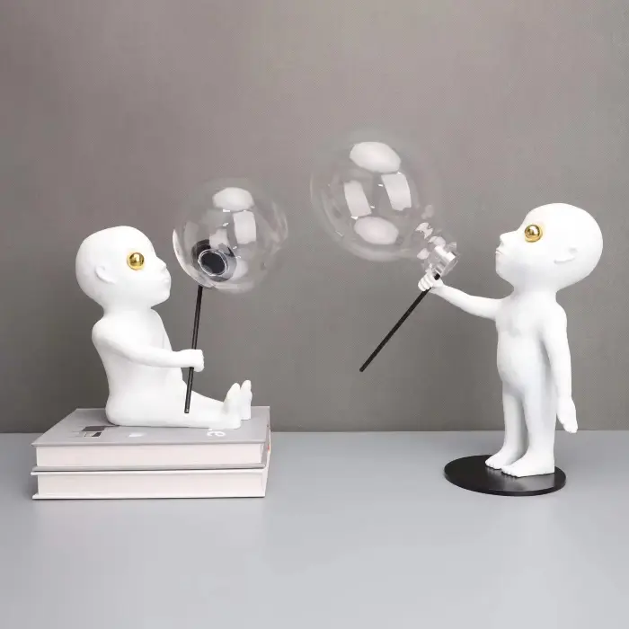 Статуэтка Bubble Boy Seating