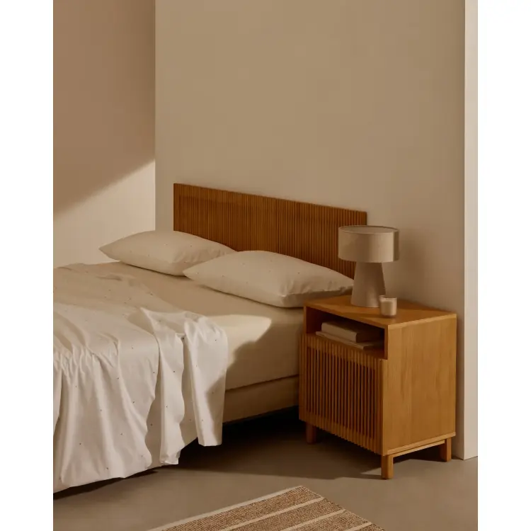 Beyla Прикроватная тумбочка из массива ясеня с дубовым шпоном, 53 x 62 см