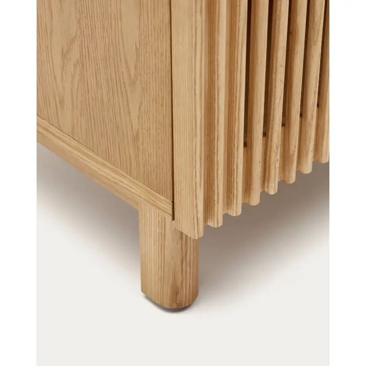 Beyla Прикроватная тумбочка из массива ясеня с дубовым шпоном, 53 x 62 см