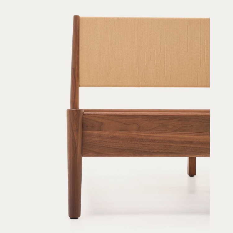 Кровать Elan из шпона и массива ореха со шнуром 180 x 200