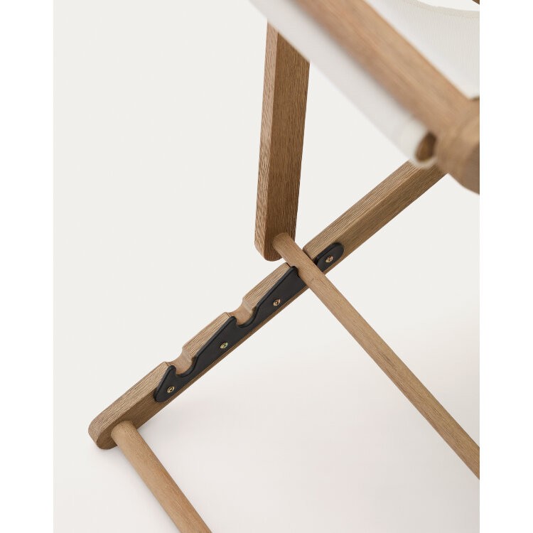 Cкладное кресло Vilara для улицы из акации и текстиля белого цвета