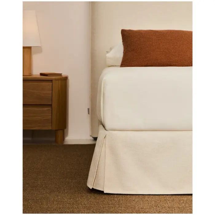 Кровать Jaira из белого шенилла со съемным чехлом для матраса 90x200