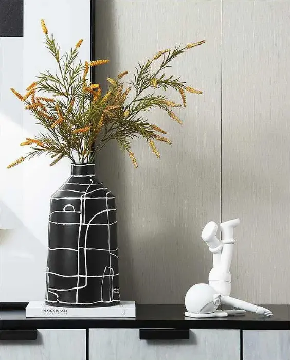 Ваза White line narrow mouth