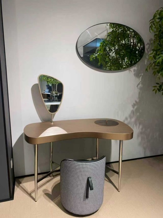 Консоль с зеркалом DZ-8805