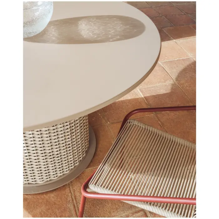 Уличный стол Sedalis цвета таупе из алюминия и веревки Ø135 см