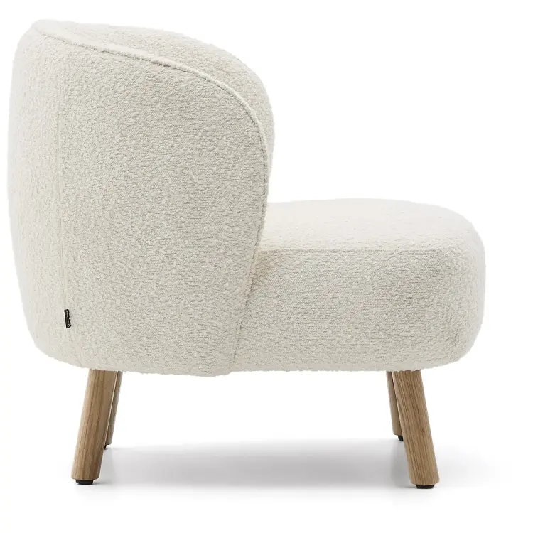 Кресло Ulit из белого букле с ножками из бука в натуральной отделке