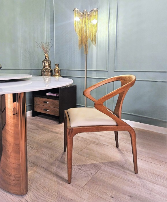 Стол с вращающейся столешницей Kadis