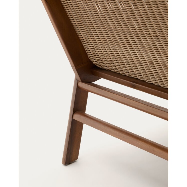 Кресло Itani из массива акации и искусственного ротанга