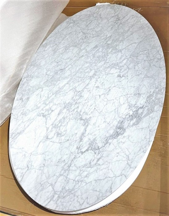 Стол Tulip Oval Marble