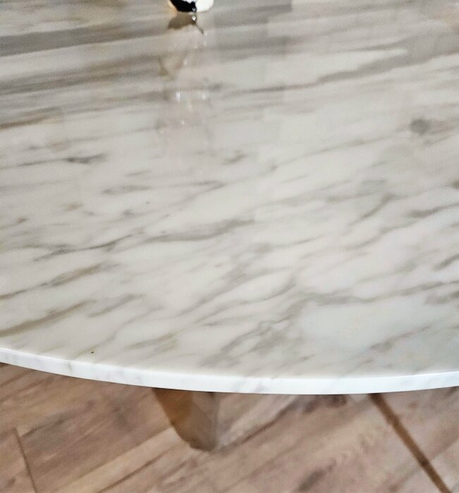 Стол мраморный Merida