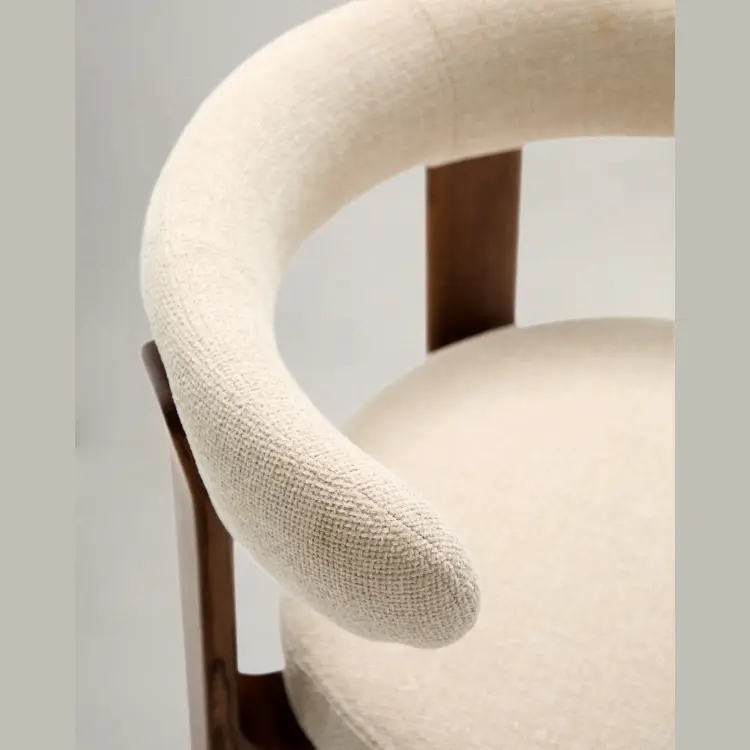 Granite Стул на 4 ножках из бежевого шенилла и массива ясеня в отделке орех