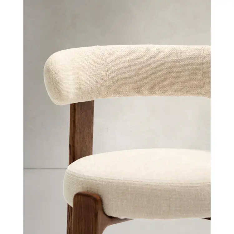 Granite Стул на 4 ножках из бежевого шенилла и массива ясеня в отделке орех