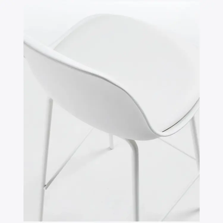 Полубарный стул Lysha белый