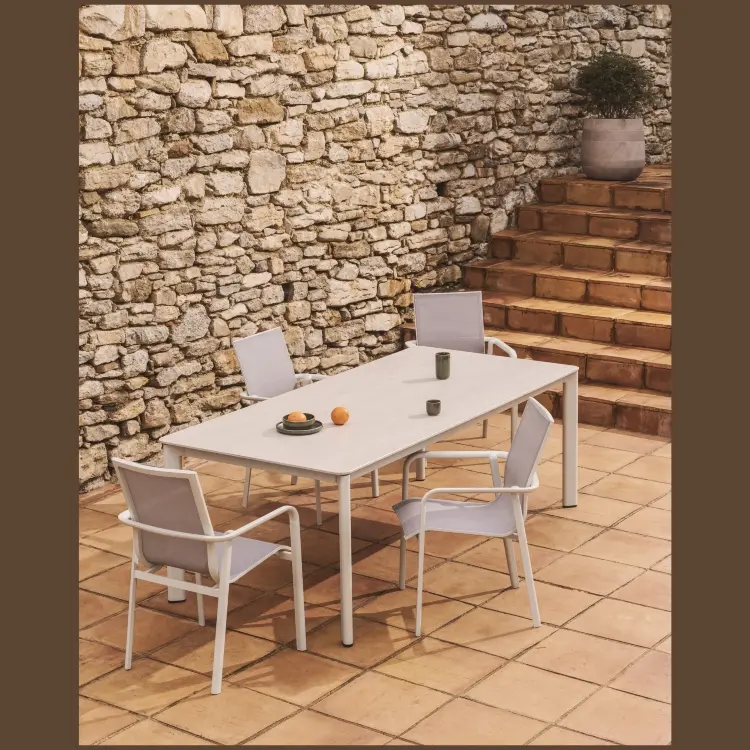 Уличный стол Anafi с бежевой столешницей из спеченного камня, 220 x 100 см